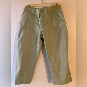 Capri pants size 6
